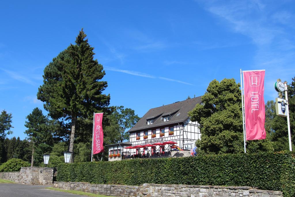 Boutique Hotel Restaurant Hollerather Hof Hellenthal Exterior photo
